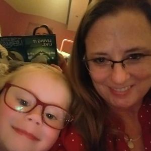 Meet your Posher, Anisa